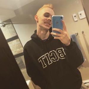 Meet your Posher, Dawson